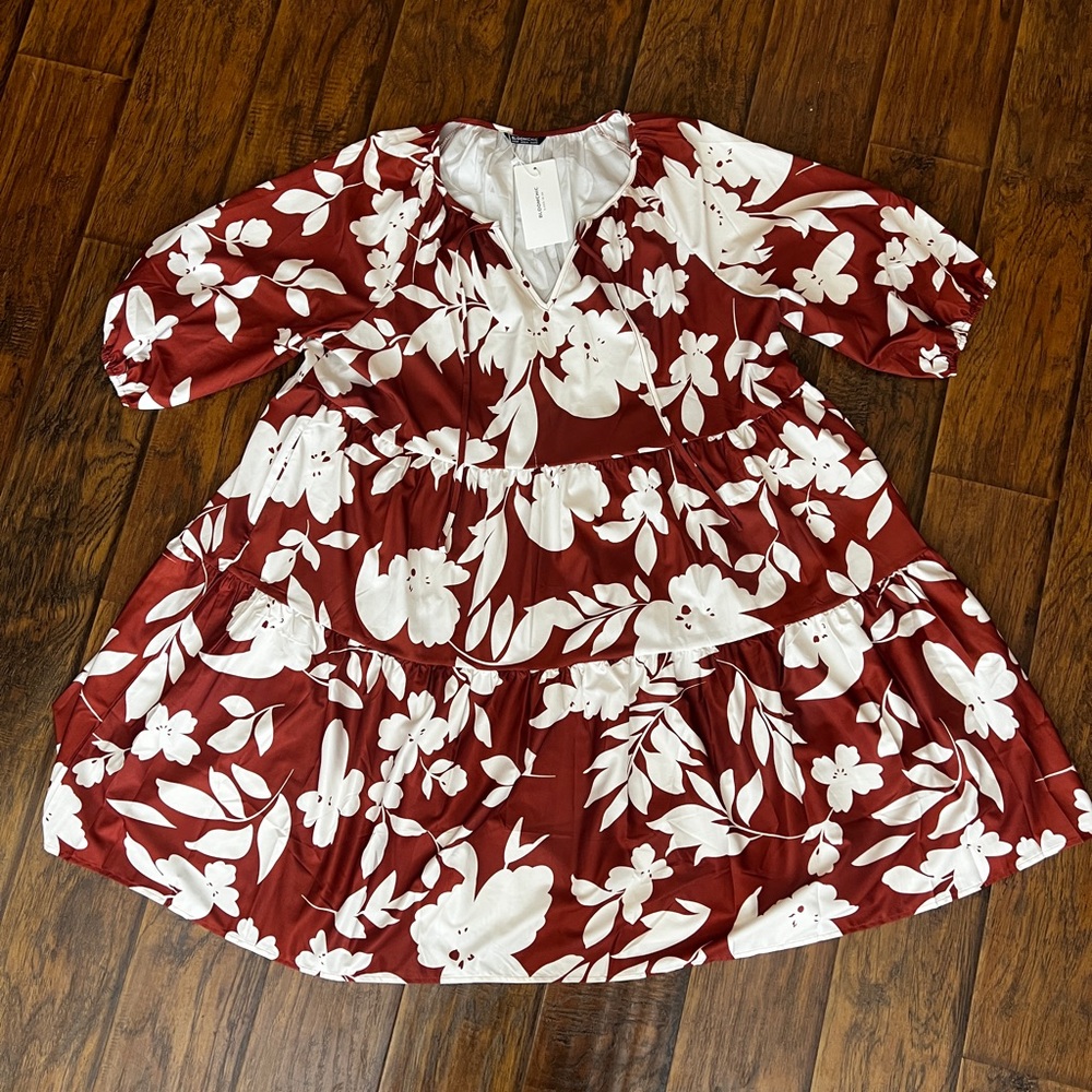 BloomChic Elegant Red and White Dress 2XL NWT